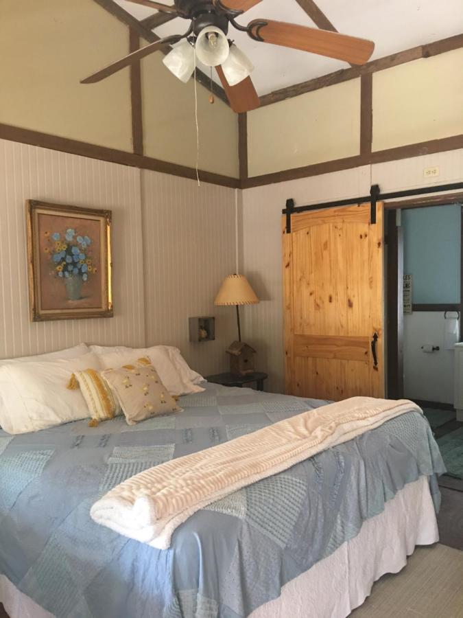 Acorn Hideaways Canton Sweet Tweet Guesthouse King Bed Εξωτερικό φωτογραφία